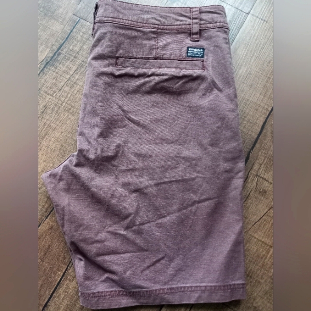 O'Neil Men's Shorts in Maroon Color. Size 36.